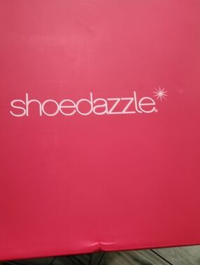 ShoeDazzle Pink Shoe Box